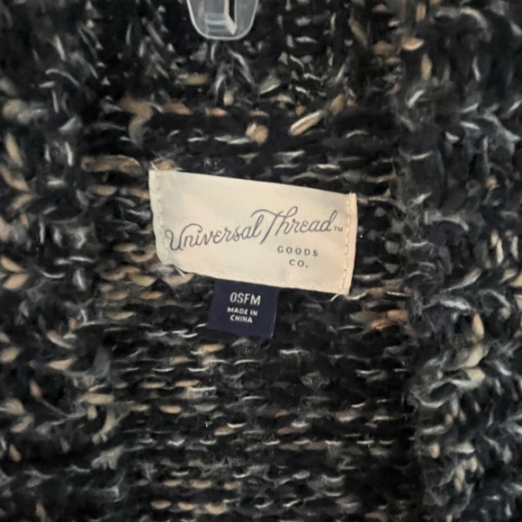 Multicolor poncho/shrug - Picture 2 of 4